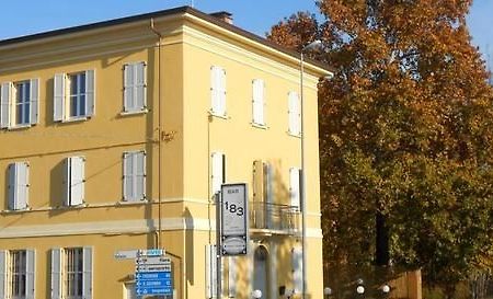 L Antica Caserma Parma Bagian luar foto